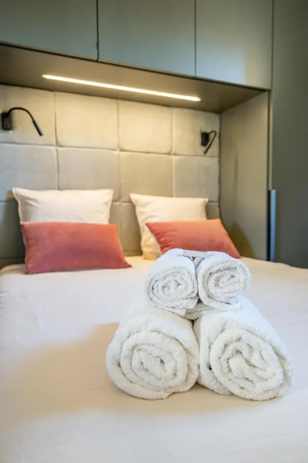Apartment Suite In St Raph Saint-Raphael